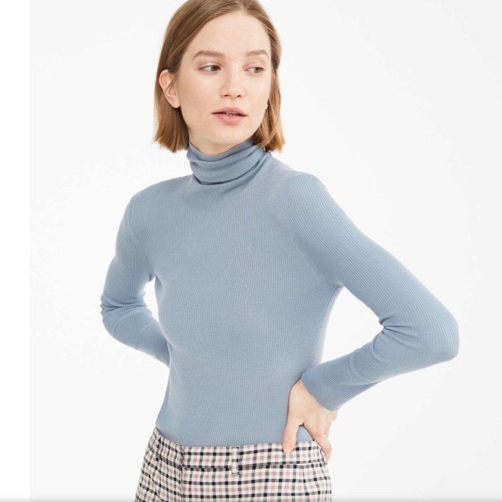 Max Mara Wool yarn turtleneck blue "GINEVRA"